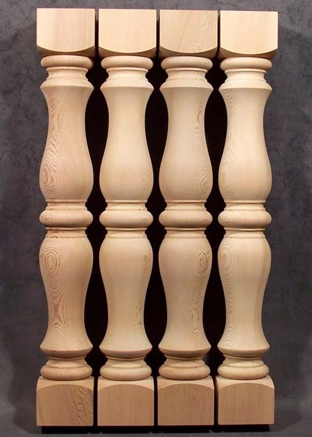 Pied de table bois tourné avec motif symétrique, TL13
